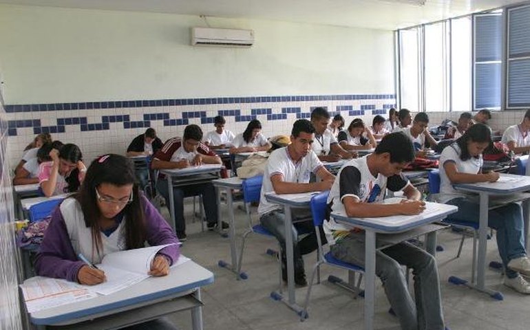 Participantes do Enem não terão acesso à correção da redação no dia 8, diz Inep