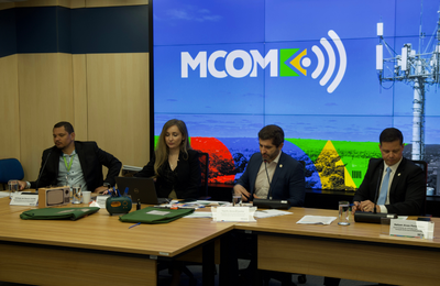 MCom amplia opções de informação e entretenimento para a população com novas outorgas de rádio e TV