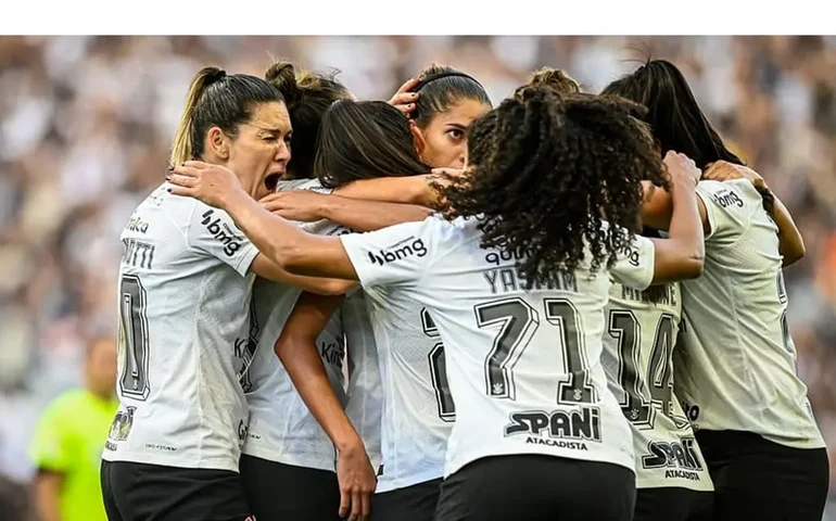 Corinthians vira sobre a Ferroviária e é pentacampeão do Brasileiro Feminino na despedida de Arthur Elias da Neo Química
