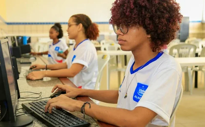 Pedido de isenção de taxa do Enem tem início nesta segunda-feira (15)