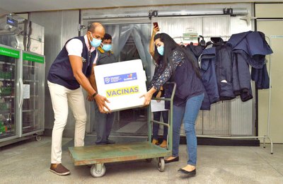 Alagoas recebe 79.520 mil doses de vacinas contra Covid-19 nesta sexta-feira (24)