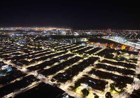 Maceió tem 16 bairros com rede de iluminação 100% LED
