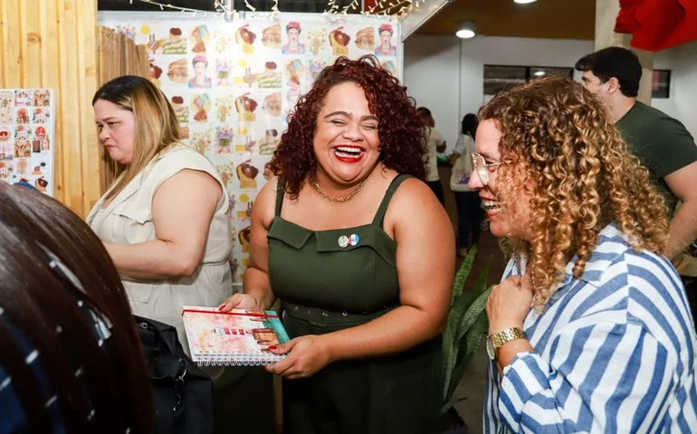 Evento se transforma em vitrine para arte feita por mulheres