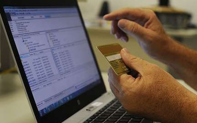 Lojas virtuais amenizam prejuízos dos clubes brasileiros durante a pandemia