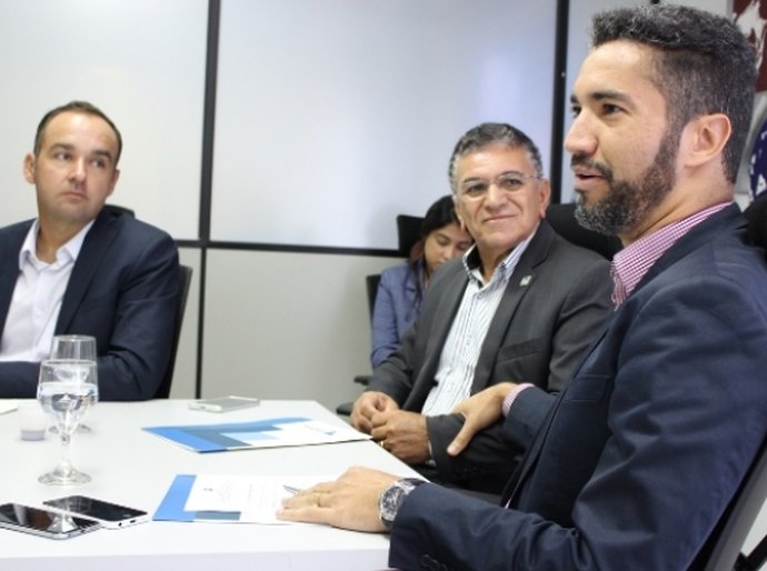 Helder Lima discute sobre evolução do registro de negócios em AL na Juceal