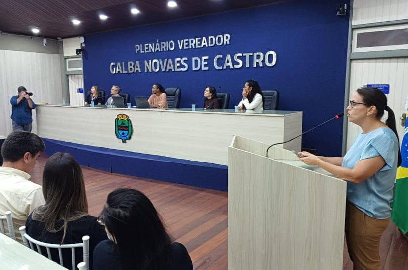 Saúde apresenta relatório de prestação de contas em audiência pública na Câmara de Vereadores