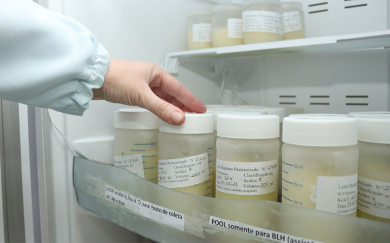 Concurso vai escolher slogan para campanha mundial de doação de leite materno 2023