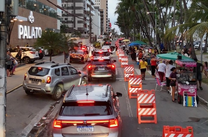 Prefeitura instala sinalização e avança no ordenamento da Rua Aberta