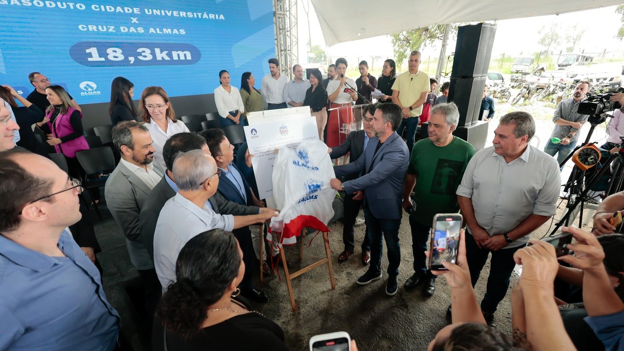 Governo de Alagoas e Algás inauguram 18 km de gasodutos entre a Cidade Universitária e Cruz das Almas, em Maceió