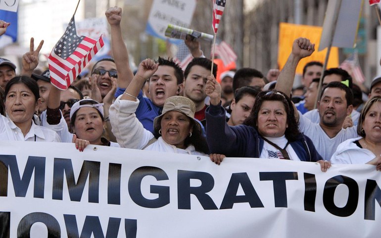 Imigrantes mexicanos nos EUA poderiam gerar mais riqueza do que todo o Brasil, aponta estudo