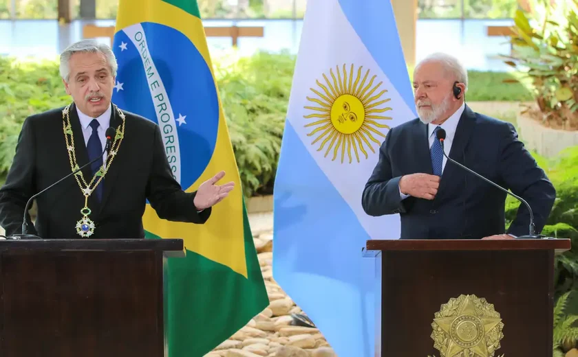 História Hoje: primeiro jogo de futebol entre Brasil e Argentina