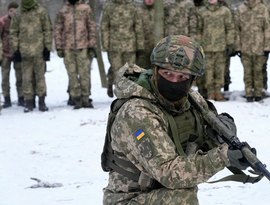 Ucrânia mantém recrutamento de colombianos, mesmo após proibição no Congresso