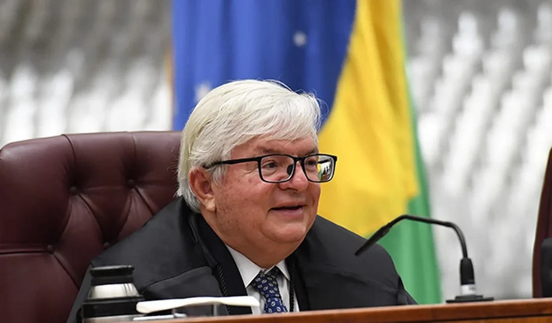 Crítica do Ministro Presidente do STJ, Herman Benjamim: