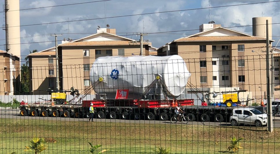 Transporte de turbinas da termelétrica  / Foto: Internauta