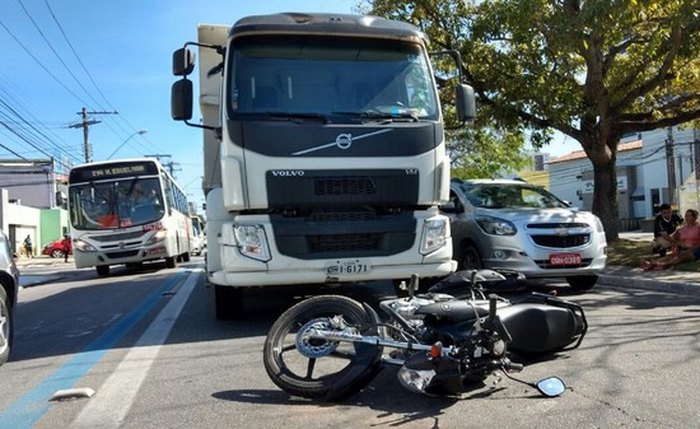 Número de motociclistas indenizados é 1000% maior que o de motoristas