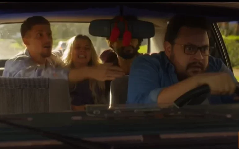 Longa retrata a 'uberização' com bom humor e crítica social