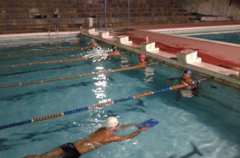 Seris oferece aulas de natação para servidores penitenciários