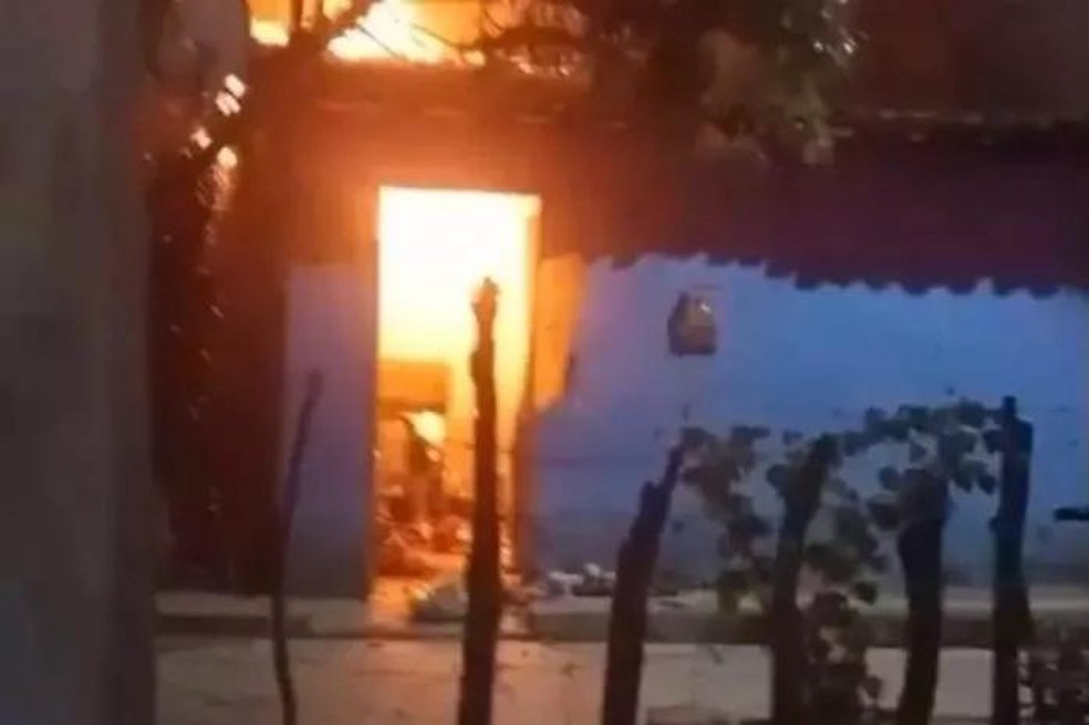 Homicídio em Penedo termina com incêndio em residência de acusada e mobiliza polícia