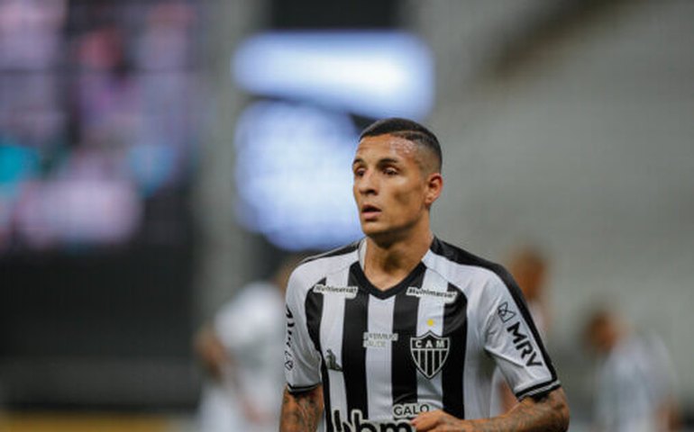 Guilherme Arana rompe ligamentos do joelho e está fora da Copa do Mundo do Catar