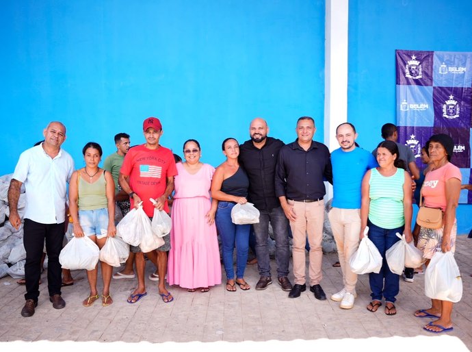 Prefeitura de Belém distribui 5 toneladas de alimentos pelo PAA e beneficia 400 famílias do município