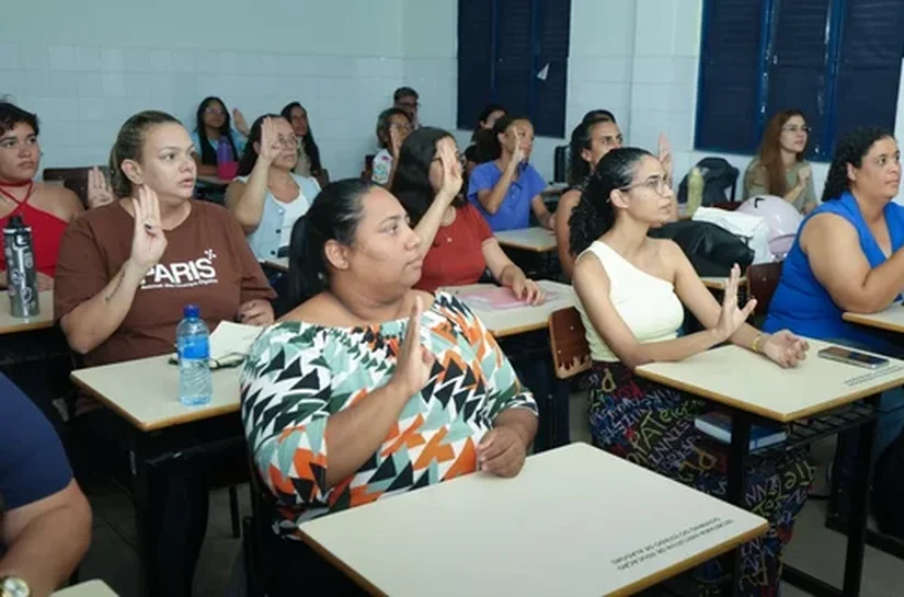 Inscrições para curso gratuito de Libras começam na próxima segunda-feira