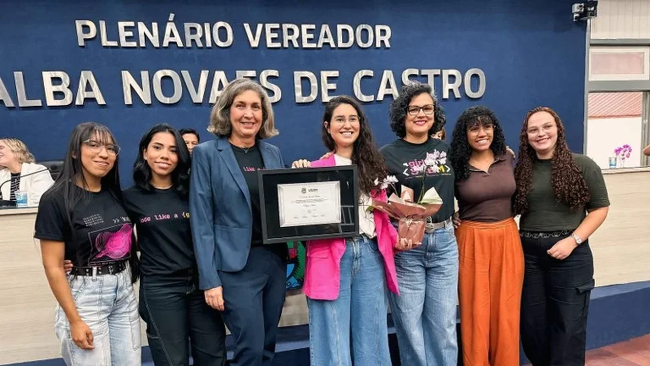 Projeto recebe comenda por atuação na inclusão de meninas na computação