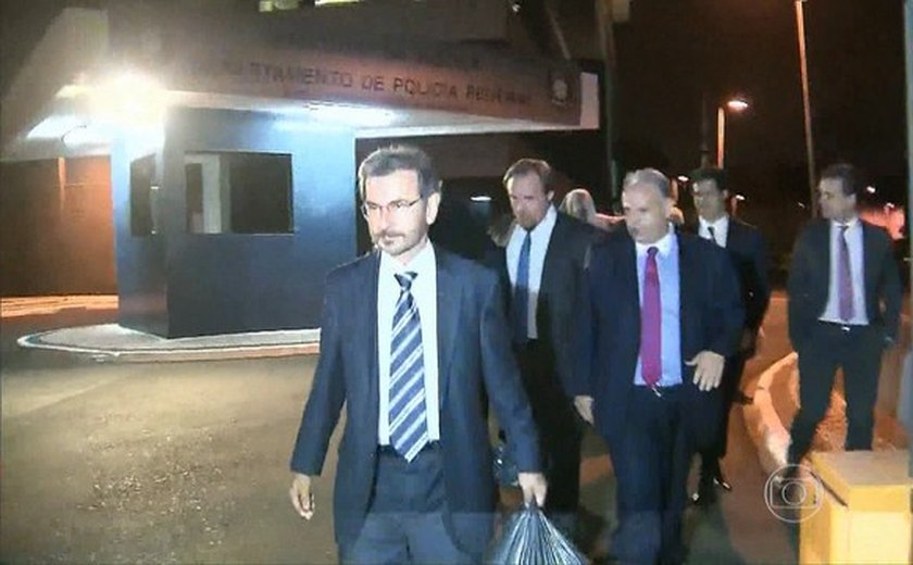 Executivos investigados na Lava Jato deixam a prisão em Curitiba