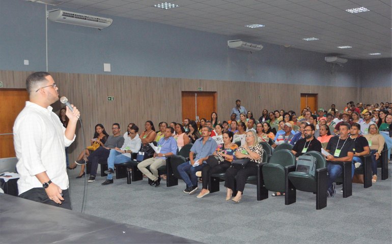 Sesau realiza seminário sobre Leishmanioses para profissionais de saúde dos 102 municípios alagoanos