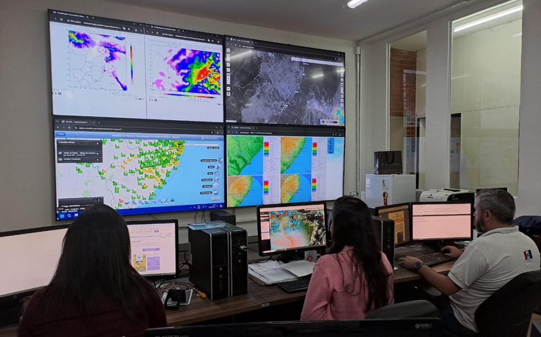 Secretaria do Meio Ambiente emite aviso para chuvas no leste de Alagoas