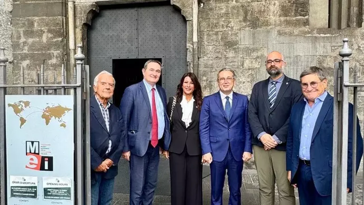 Subsecretário visita Museu da Emigração Italiana em Gênova