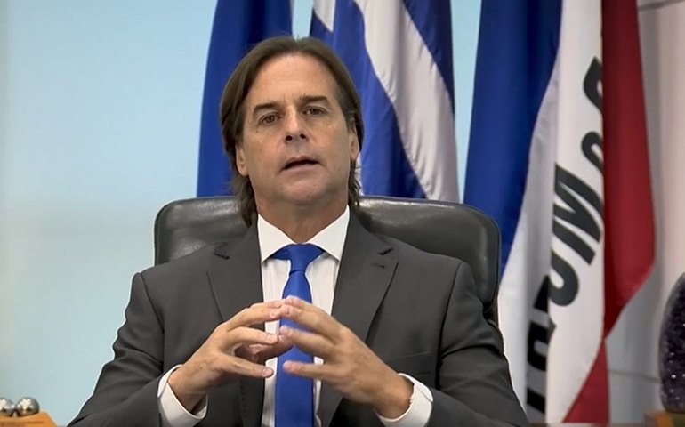 Lacalle Pou faz crítica indireta a Lula por chamar problema da Venezuela de narrativa