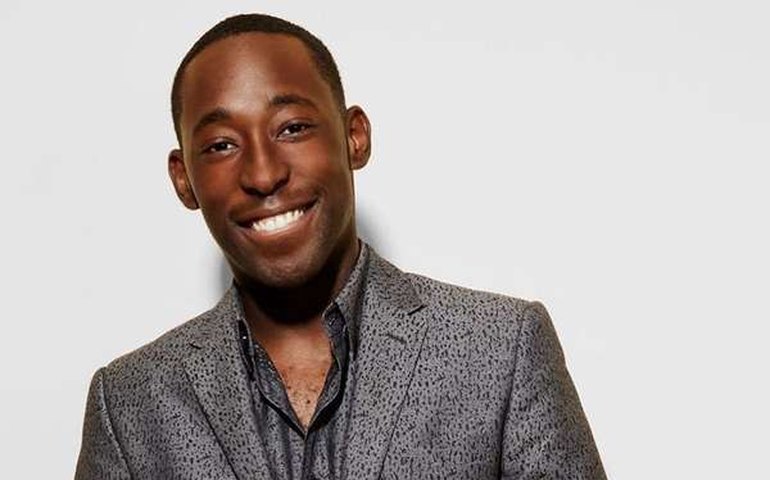 ‘Cara Gente Branca’: Jeremy Tardy sai da série alegando racismo