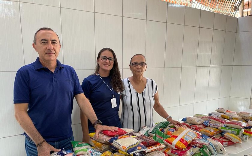 Alimentos arrecadados pela “Van Gogh Live 8K” começam a ser distribuídos em Maceió