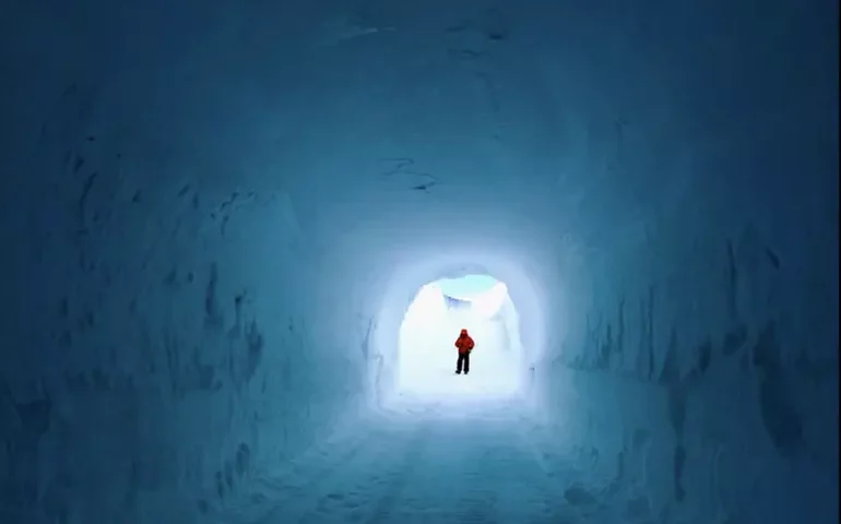 Cientistas inauguram na Antártida primeiro arquivo mundial de geleiras