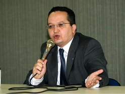 Senador Pedro Taques (PDT-MT) apresentou parecer preliminar no Congresso Nacional