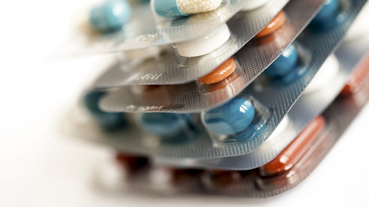 Sancionada lei que cria estratégia para fortalecer produção de medicamentos