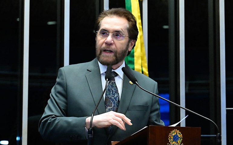 Plínio cobra explicações sobre desestatização de hidrovias da Amazônia