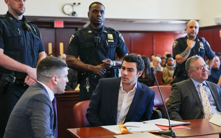 Juiz impede procuradores federais de pedirem pena de morte contra Luigi Mangione