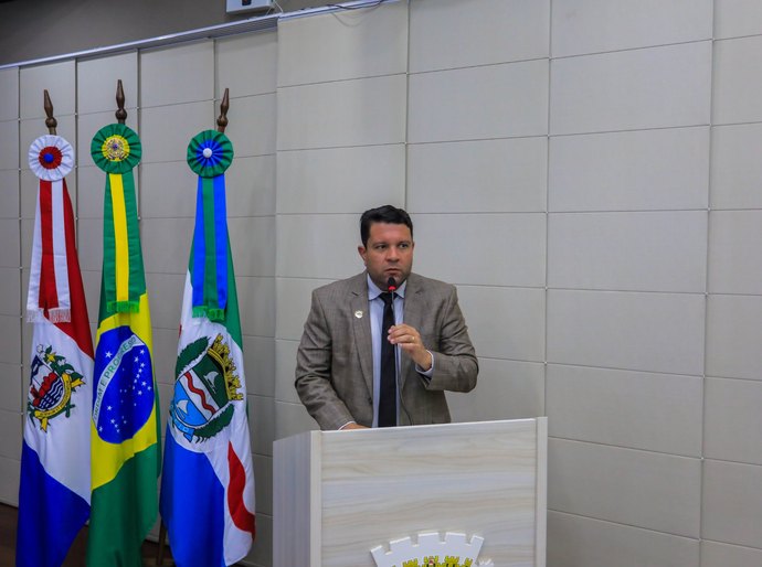 Vereador Allan Pierre lidera diálogo para atuar na lei de produtividade dos servidores da ALURB