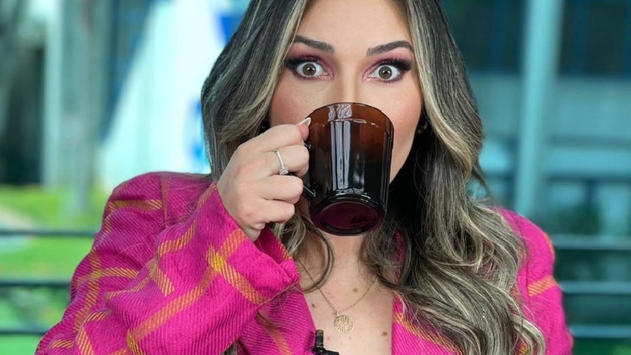 Amanda participa do programa 'Mais Você' e rebate críticas sobre ser uma 'planta'