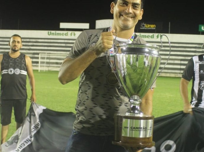 Coruripe contrata Emanuel Cerqueira como diretor de futebol para 2022