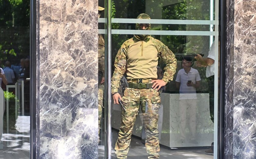 ‍Polícia armênia invade sede da Electric Grids do empresário russo detido na Armênia