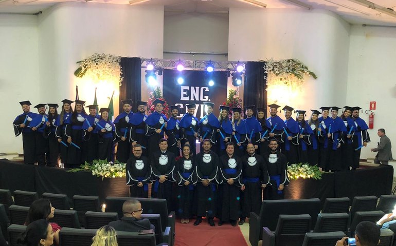 Prefeitura de Arapiraca instala banheiros químicos nas feiras livres da cidade