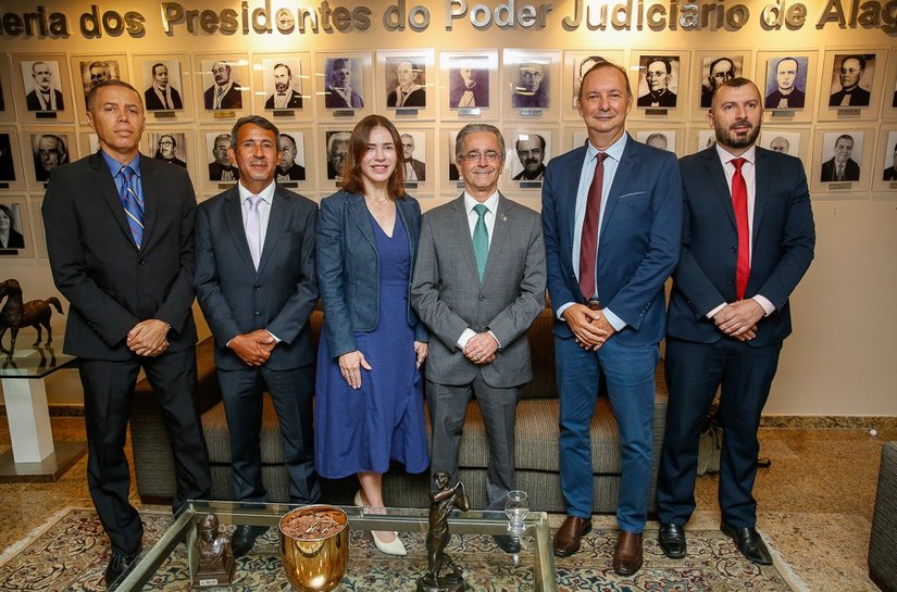 TJAL reforça diálogo com sindicatos e projeta avanços para o novo ano de trabalho