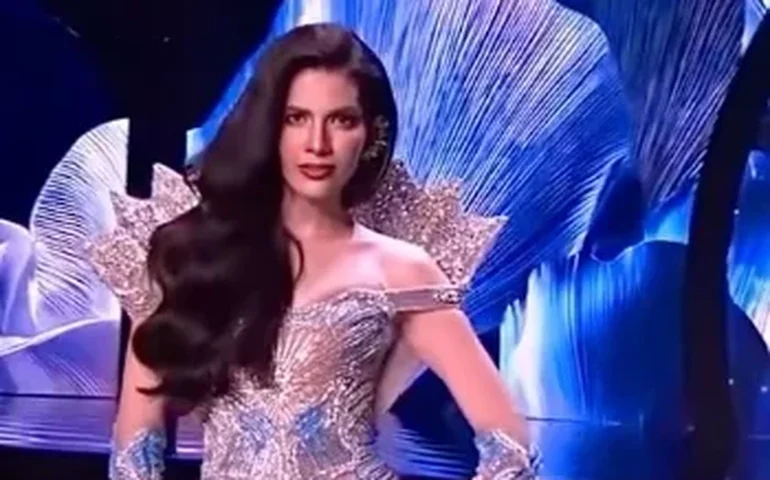 Miss Universo 2025: brasileira homenageia Nossa Senhora Aparecida em desfile de traje típico