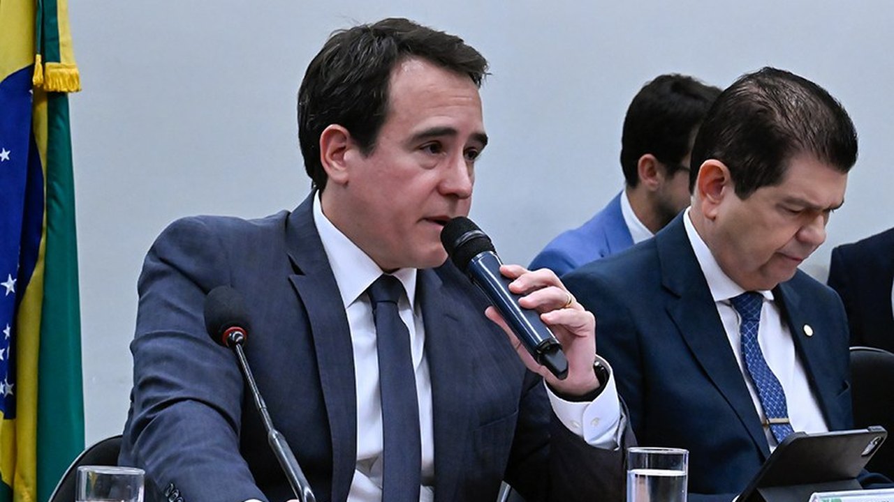 Secretário do Tesouro Nacional destaca crescimento econômico após a pandemia