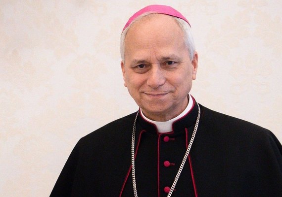 Cardeal americano Robert Prevost é eleito novo papa e sucede Francisco no comando da Igreja Católica