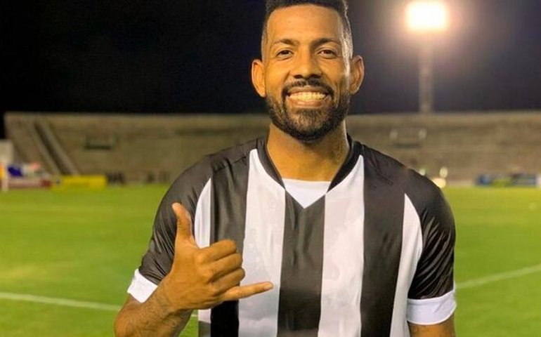 ASA anuncia meio-campista Everton Heleno