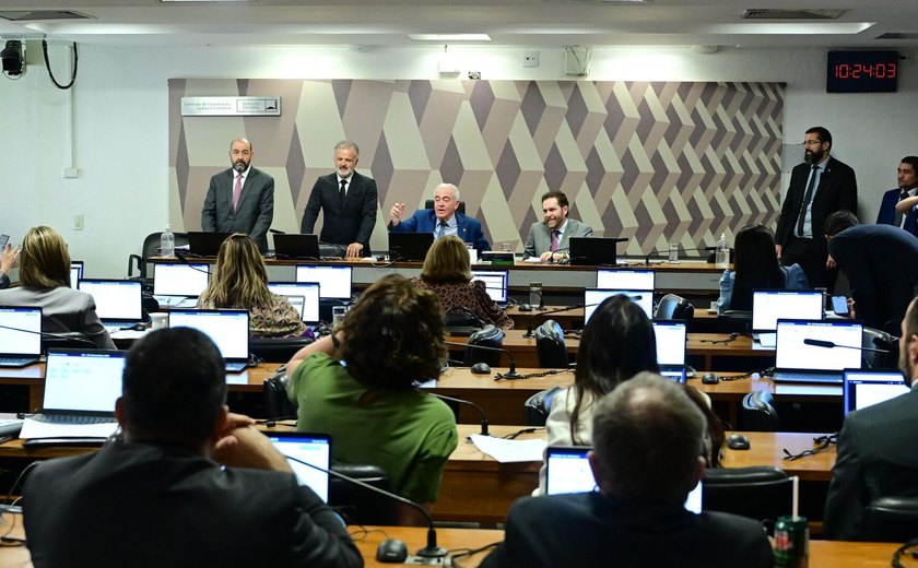 Comissão do Senado aprova projeto que torna inafiançável crime relacionado com pedofilia
