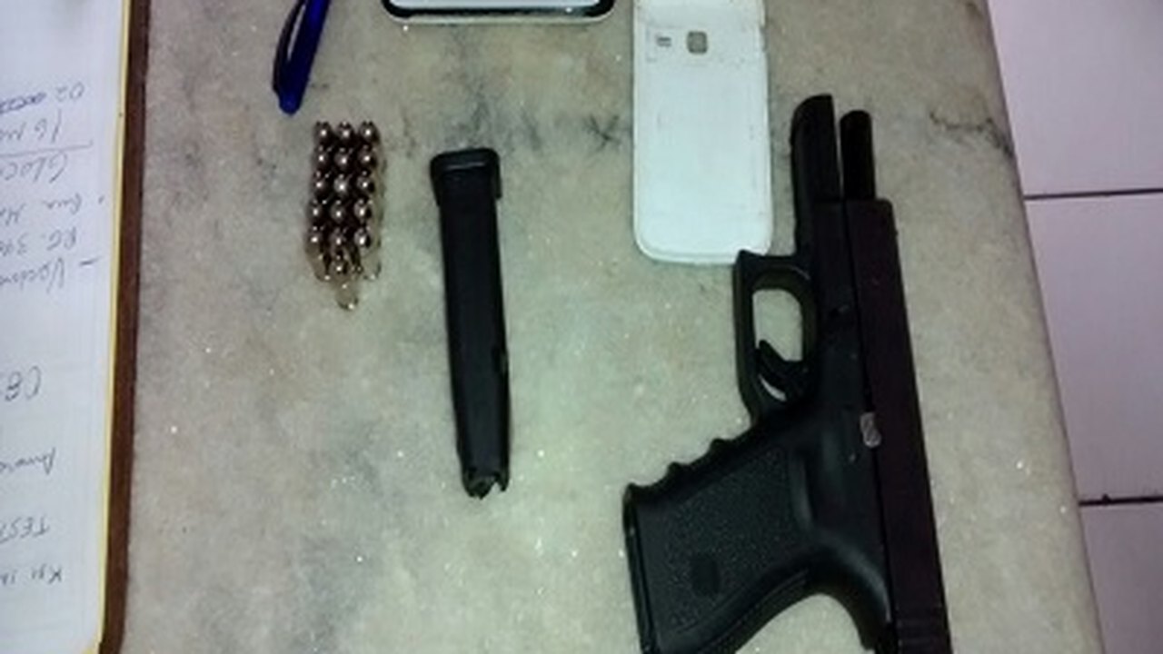 PM prende homem com arma de fogo na Santa Amélia